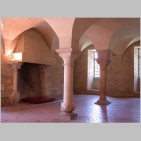 Noirlac, salle moines Foto architecture.relig.free.fr.jpg